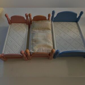 Vintage Fisher Price Dollhouse- Beds and People